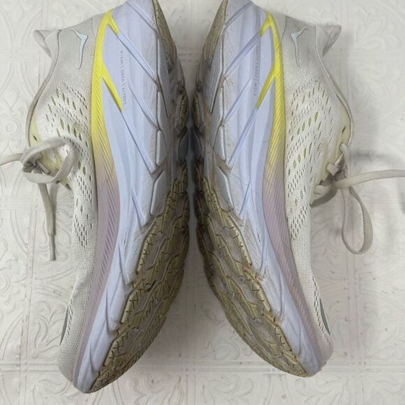 Hoka One One Cream Purple Clifton 8 Low Top Running Shoes Sneakers Size 8 - Picture 2 of 6